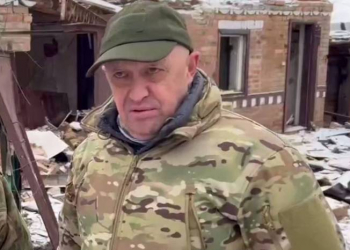 “Ukrayna ordusu geri çəkilmir!” - Priqojin Baxmutda baş verənlərdən şikayətlənib