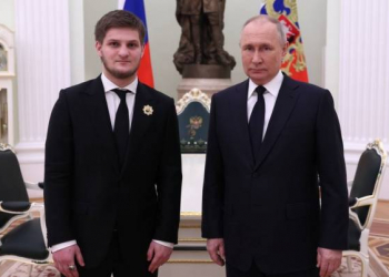 Putin Kadırovun yeni evlənəcək 17 yaşlı oğlu ilə görüşüb - Foto