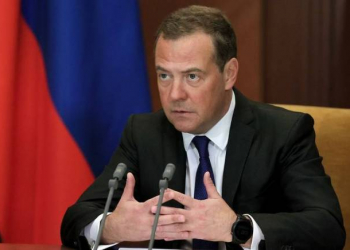 Medvedev: “Rusiya üsyanın dövlət çevrilişinə və qlobal böhrana çatmasına imkan verməyəcək”