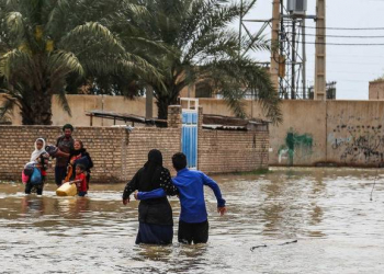 İranda daşqınlar: 80 yaşayış binasını su basıb