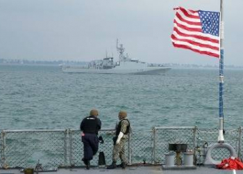 ABŞ hərbi gəmilərini Qırmızı dənizdən çıxarıb