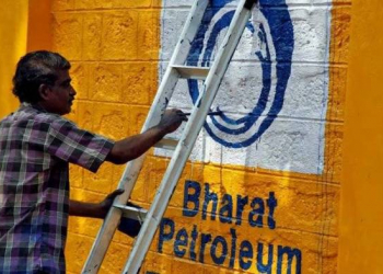 Hindistan sanksiyalara görə Rusiyadan premium neft almaqdan imtina edib