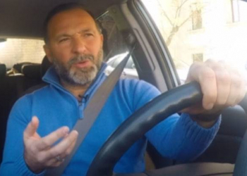 Bakıda taksi işləyən aktyor: “Seriallarda çəkilmək üçün verilən pul azdır” - Video
 
 