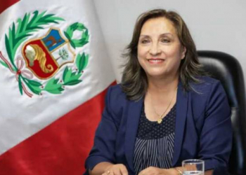Peruda prezidentinin evində axtarış aparıldıqdan sonra 6 nazir istefa verib