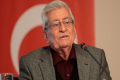 Türkiyəli yazıçı Rasim Özdənörən vəfat edib