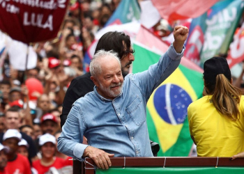 Zelenski tamaşanın bir hissəsidir - Braziliyanın yeni prezidenti
