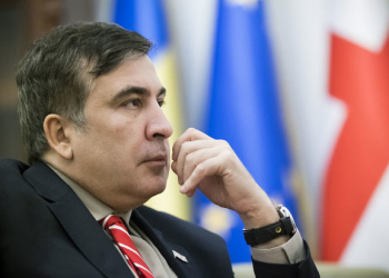 Saakaşvili siyasətdən getdi