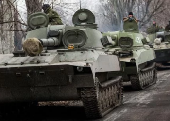 Rusiya ordusu Krımın şimalındakı hərbi bazadan bütün texnikanı çıxarıb...