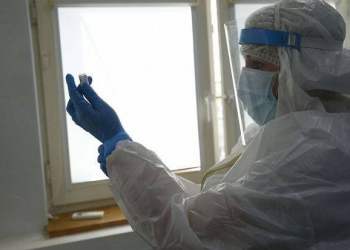 Rusiyada 17 nəfər koronavirusun yeni ştammına yoluxub