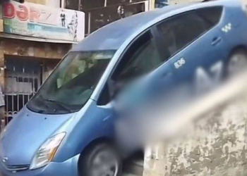 “Toyota Prius”un pilləkənləri enmək cəhdi - Video