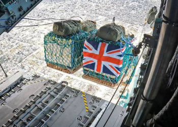 Britaniya qüvvələri Qəzzaya havadan 10 ton humanitar yardım atıb - Foto
